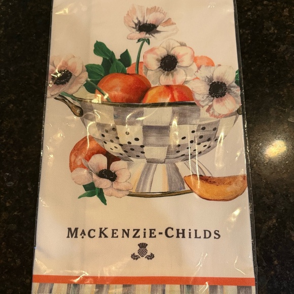 MACKENZIE-CHILDS Peaches & Anemones in Colander Dish Towel - Picture 1 of 2